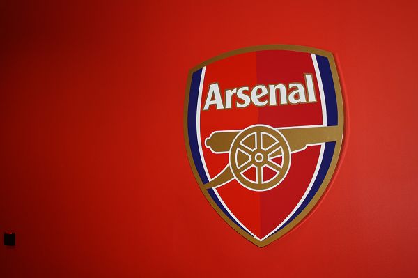 麦卡利斯特：我们站在球队这边，希望萨拉赫能够尽快归来