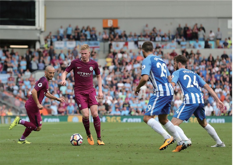 记者：拜仁即将签下17岁的厄瓜多尔中卫奥拉亚