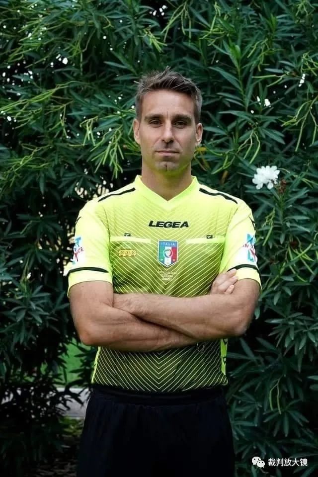 东契奇19分＆詹姆斯10分，湖人半场落后7分